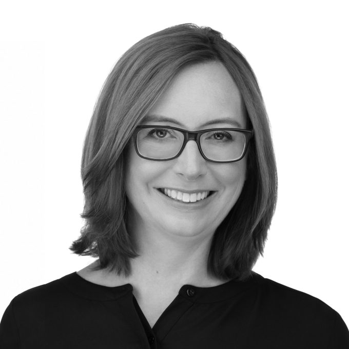 Jen Norton Headshot